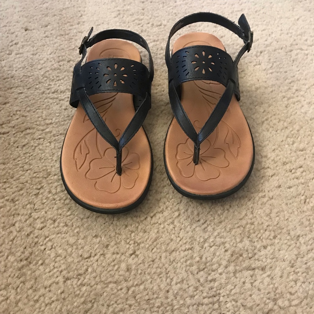 b.o.c Born Clearwater sandal